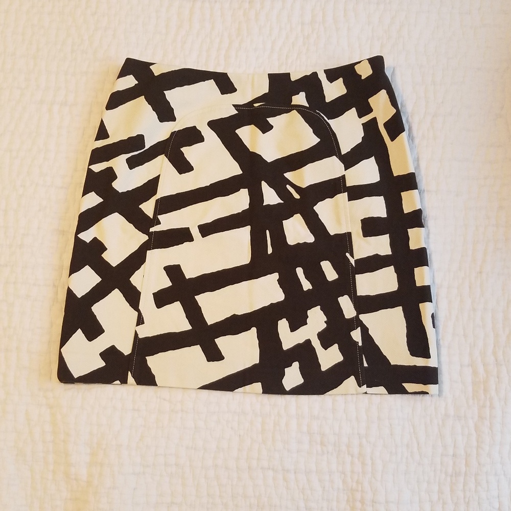 Women's skirt by Per Se